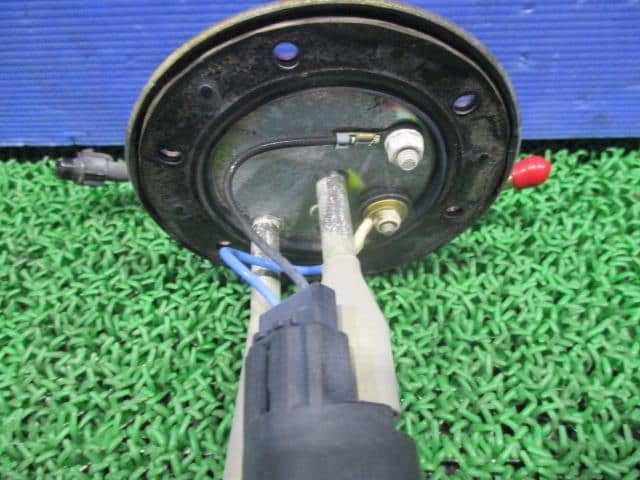 Fuel Pump SUZUKI Wagon R 1998 E-CT51S — photo 2