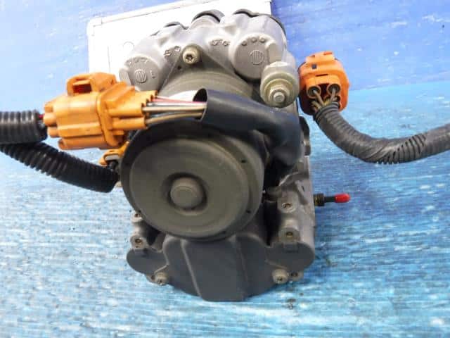 ABS Actuator HONDA Accord 2000 GH-CH9 57110S0A973 — photo 3