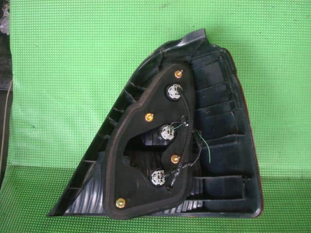 Left Tail Light HONDA Odyssey 2001 LA-RA8 — photo 3