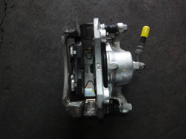 Front Left Caliper NISSAN March 2013 DBA-K13 — photo 3