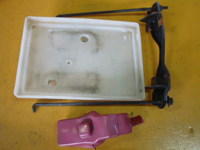 Engine Parts TOYOTA Carina 1994 E-AT191 — photo 1