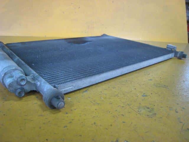 Condenser NISSAN Nv100 clipper 2013 EBD-DR64 — photo 3