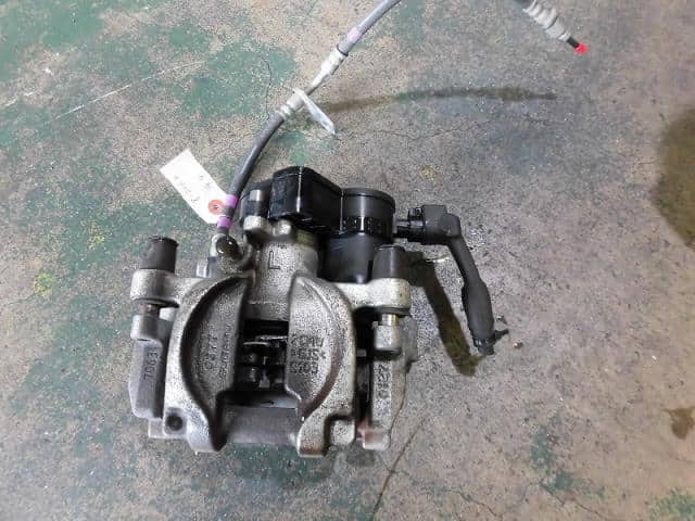 Rear Left Caliper SUBARU Impreza 2017 DBA-GK2 26692FL010 — photo 3