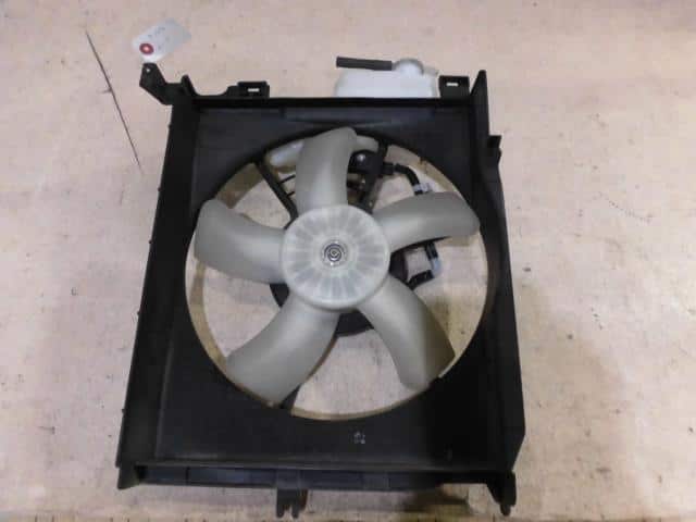 Radiator Cooling Fan DAIHATSU Move 2013 DBA-LA100S — photo 3