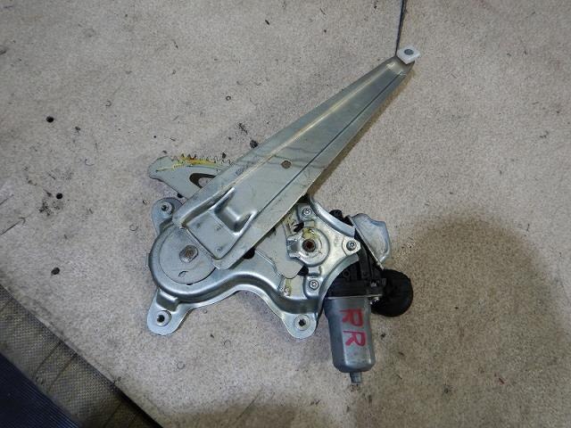 Rear Right Door Regulator TOYOTA SAI 2010 DAA-AZK10 — photo 3