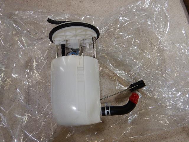 Fuel Pump TOYOTA Lexus ls 2007 DBA-USF40 — photo 2