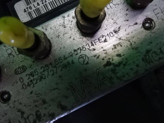 ABS Actuator SUBARU Impreza 2004 LA-GG2 27539FE210 — photo 4