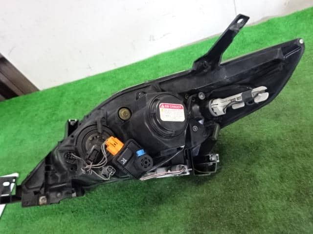 Right Headlight MAZDA Premacy 2006 DBA-CREW C23651031D — photo 7