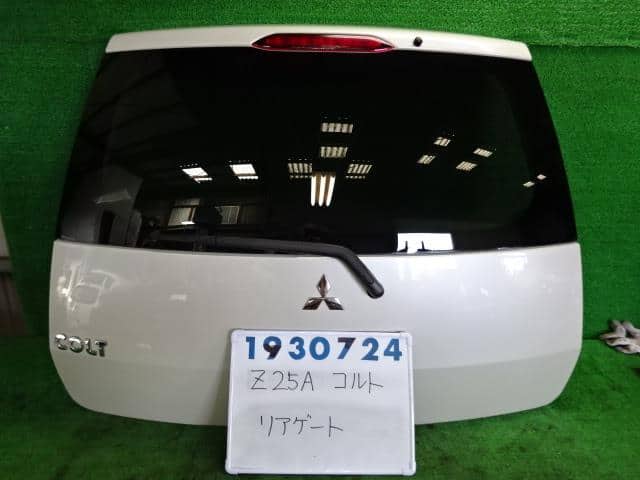 Back Door Assembly MITSUBISHI Colt 2003 UA-Z25A MN133352 — photo 1