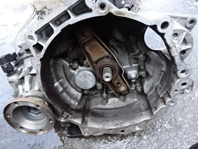 Manual Transmission AUDI Audi tt 2001 GF-8NAUQ — photo 3