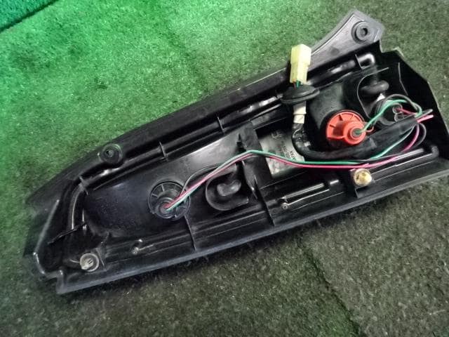 Right Tail Light SUZUKI Wagon R 2001 TA-MC12S 3565076F01 — photo 6