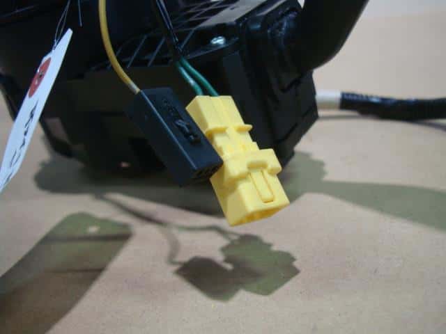Electrical Component HONDA Step Wagon 2004 CBA-RF3 — photo 3