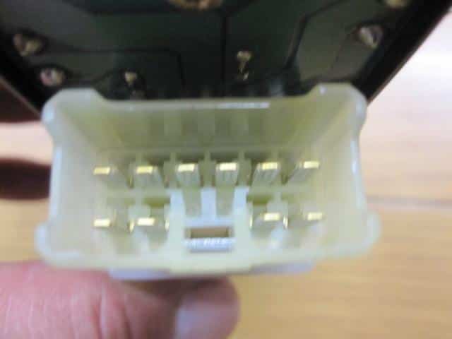 Power Window Switch SUZUKI Alto 1998 E-HA11S 3799060D11T01 — photo 3