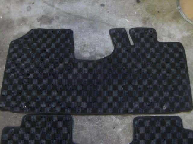 Floor Mat SUZUKI Lapin 2010 DBA-HE22S — photo 2