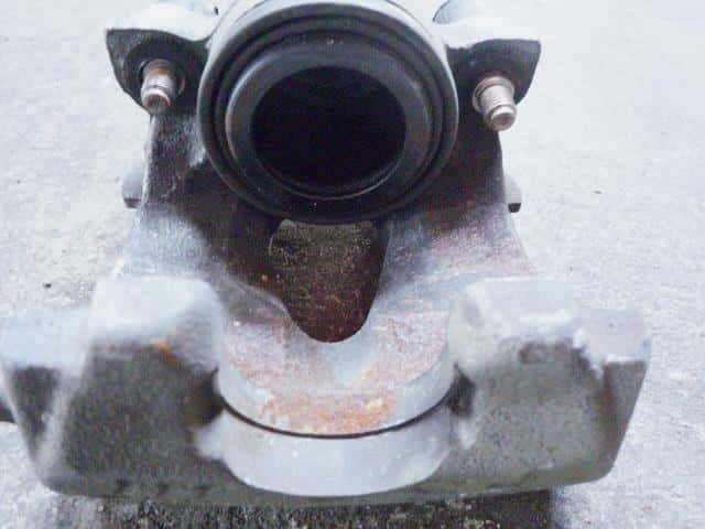 Front Right Caliper VOLKSWAGEN Polo 2007 GH-9NBKY — photo 3