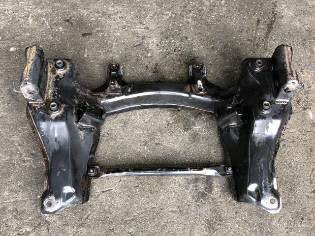 Front Member TOYOTA Soarer 1987 E-MZ21 — photo 1