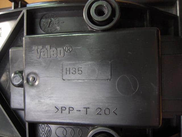 Electrical Component VOLKSWAGEN New Beetle 2004 GH-9CAZJ — photo 3