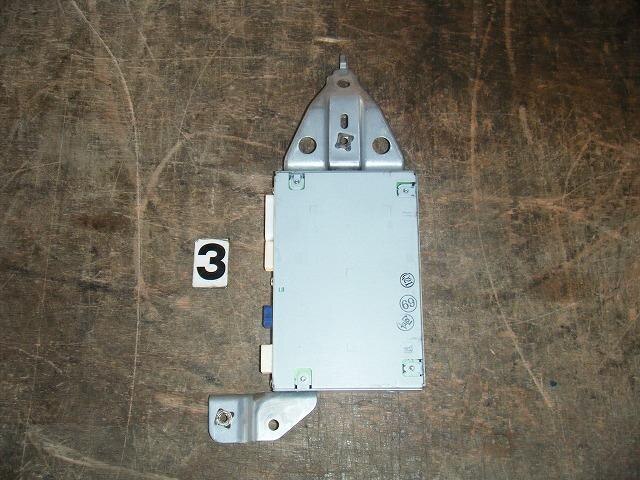 Control Unit TOYOTA Prius 2006 DAA-NHW20 — photo 2