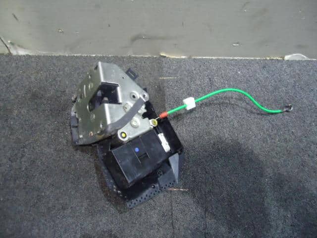 Door Lock Solenoid BMW 5 Series 1998 E-DD25 — photo 1