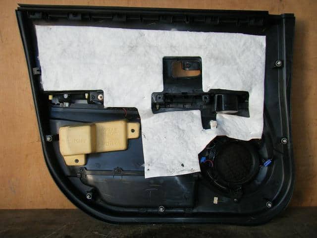 Front Right Door Trim TOYOTA bB 2006 DBA-QNC21 — photo 5