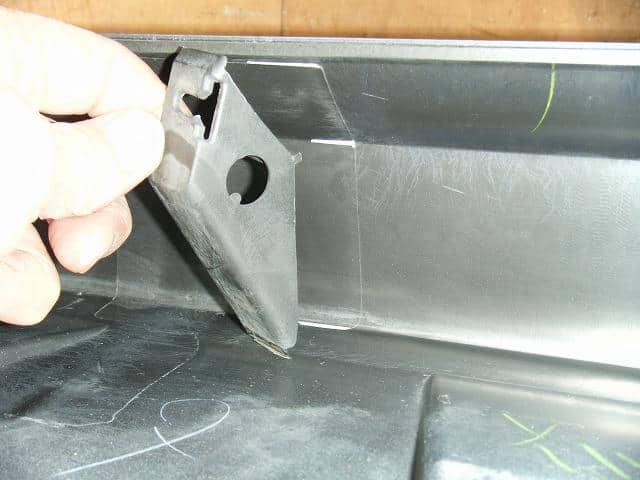 Right Side Step TOYOTA bB 2006 DBA-QNC25 — photo 6