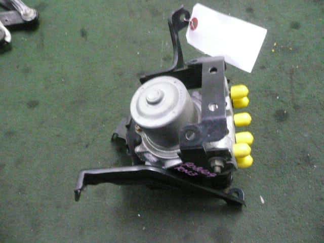 ABS Actuator HONDA Stream 2002 LA-RN3 — photo 2
