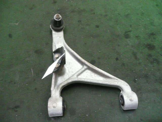 Rear Left Upper Control Arm NISSAN Fuga 2005 CBA-Y50 — photo 1