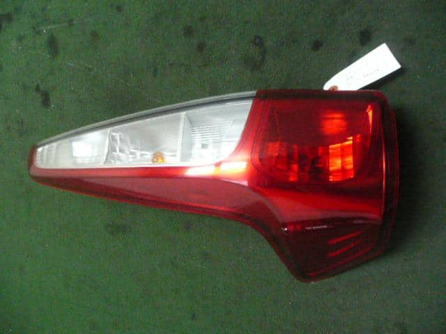 Left Tail Light NISSAN Dayz 2013 DBA-B21 — photo 1