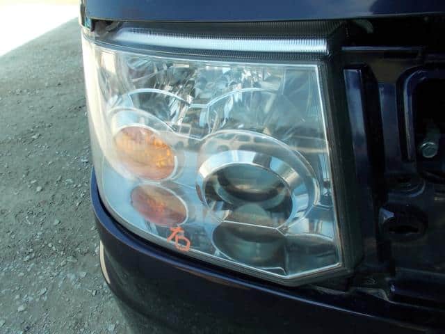 Right Headlight MITSUBISHI Toppo 2011 DBA-H82A — photo 4