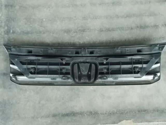 Radiator Grille HONDA N box+ 2012 DBA-JF1 — photo 4
