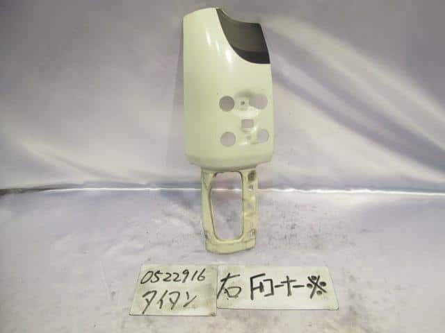 Right Front Side Body Panel MAZDA Titan 1996 KC-WGSAT — photo 1