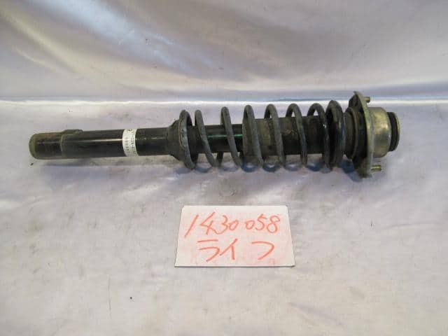 Front Right Strut HONDA Life 2001 GF-JB1 — photo 1