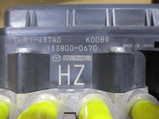 ABS Actuator MAZDA Atenza 2014 LDA-GJ2FP GHY1437A0H — photo 2