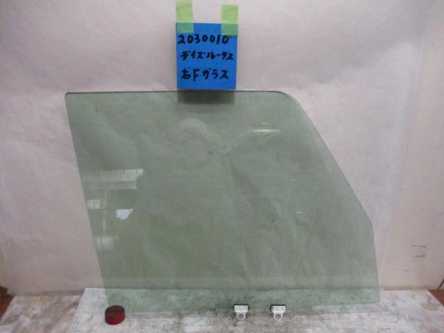 Front Right Door Windshield NISSAN Dayz roox 2018 DBA-B21A — photo 1