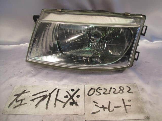 Left Headlight MITSUBISHI Chariot 1995 E-N33W — photo 1