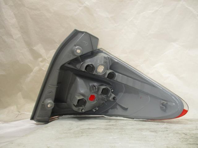 Left Tail Light TOYOTA Ractis 2012 DBA-NSP122 8156052730 — photo 4