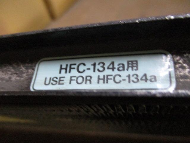 Condenser NISSAN Bluebird 1994 E-EU13 — photo 3