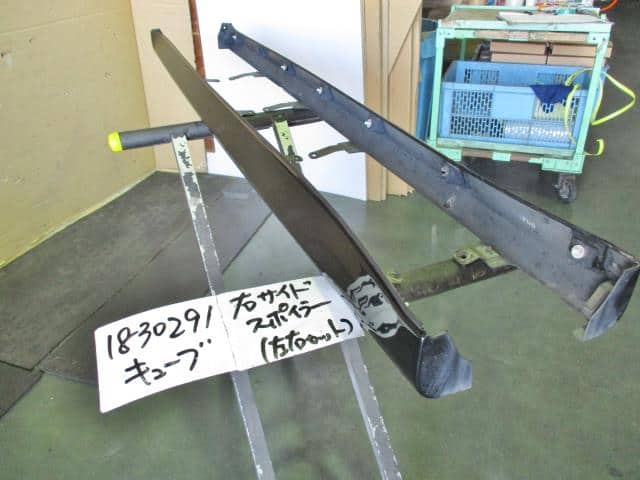 Right Side Step NISSAN Cube 2005 DBA-YZ11 — photo 1