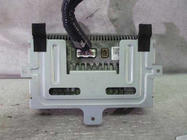 Car Navigation NISSAN Fuga 2010 DBA-Y51 — photo 4