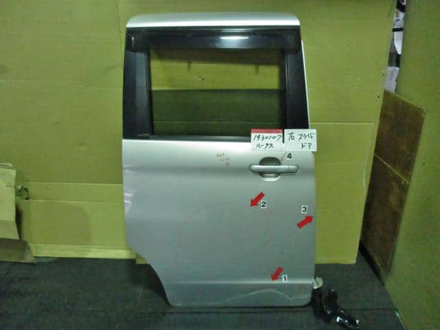 Rear Right Door Assembly NISSAN Roox 2010 DBA-ML21 — photo 1