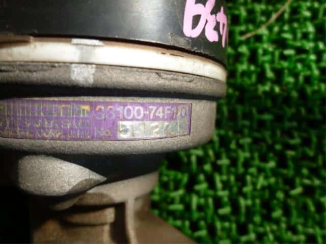 Ignition Distributor SUZUKI Wagon R 1995 E-CT21S 3310074F10 — photo 2