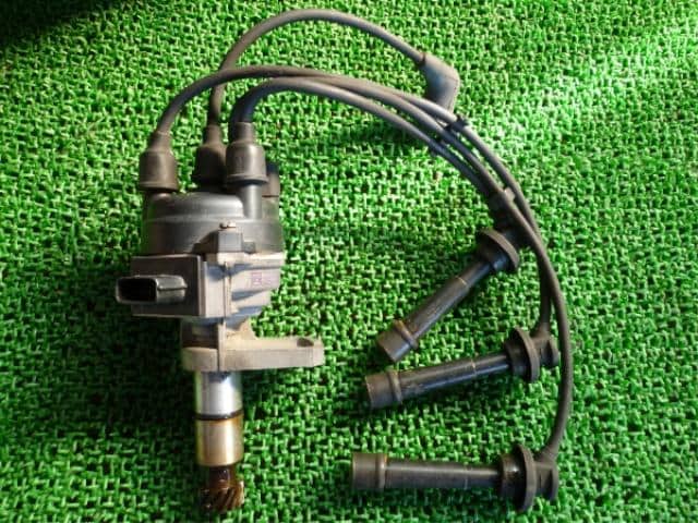 Ignition Distributor SUZUKI Wagon R 1995 E-CT21S 3310074F10 — photo 1