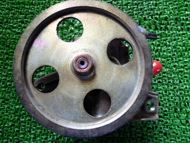 Power Steering Pump TOYOTA Crown 1999 GF-GS151H 4432022550 — photo 1