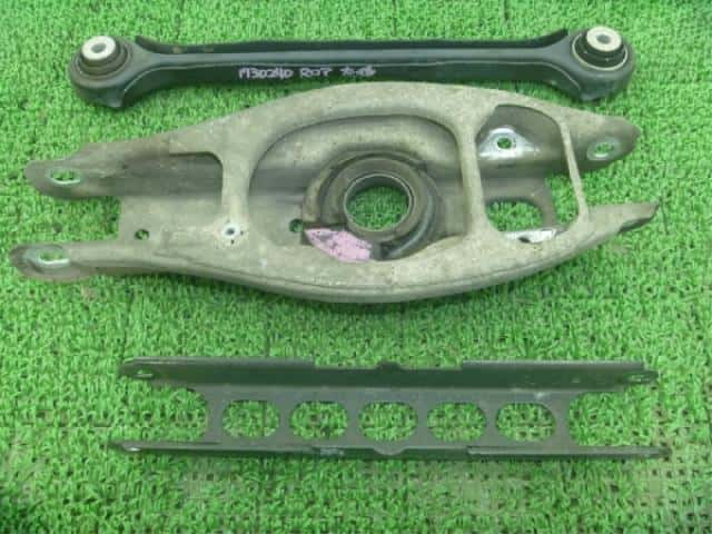 Rear Left Lower Control Arm BMW 3 Series 2008 ABA-VA20 — photo 1