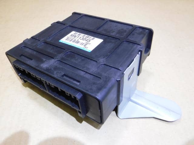 Engine Control Unit MITSUBISHI eK Wagon 2003 LA-H81W — photo 3
