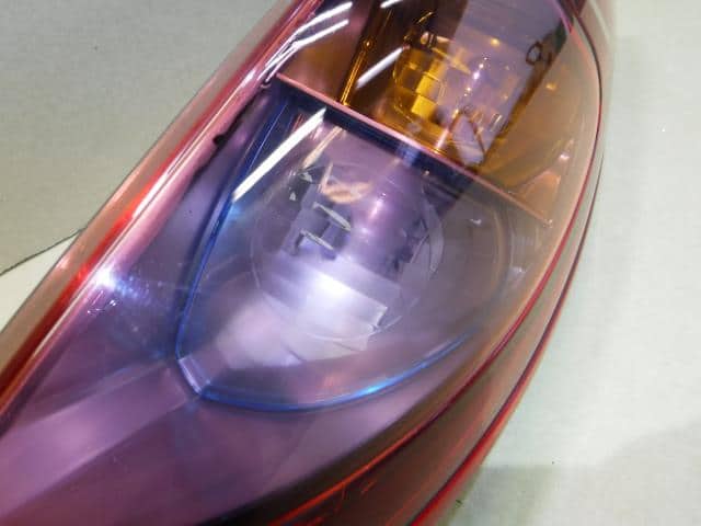 Right Tail Light SUBARU R2 2010 DBA-RC1 — photo 2