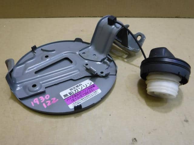 Fuel Filler Lid HONDA N-one 2013 DBA-JG1 — photo 3