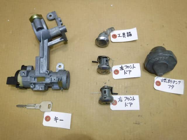 Exterior Parts MITSUBISHI Minicab 1991 V-U41 — photo 1