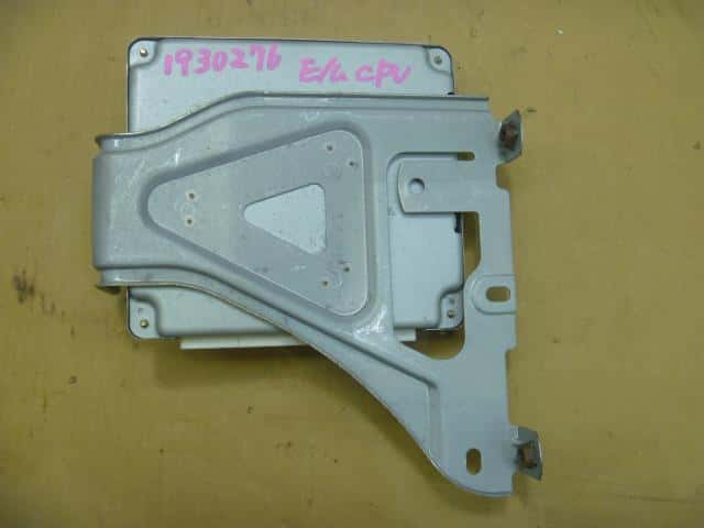 Engine Control Unit DAIHATSU Move 2004 ABA-L150S — photo 4
