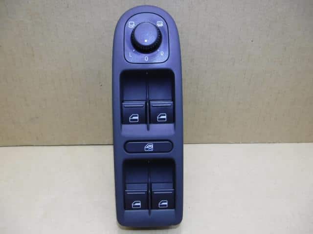 Power Window Switch VOLKSWAGEN Golf 2009 ABA-1KCAX — photo 1
